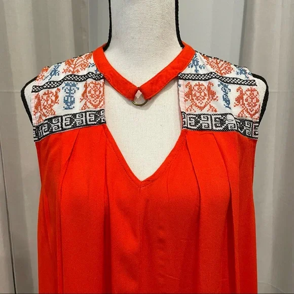 Umgee Dress - Picture 4 of 14